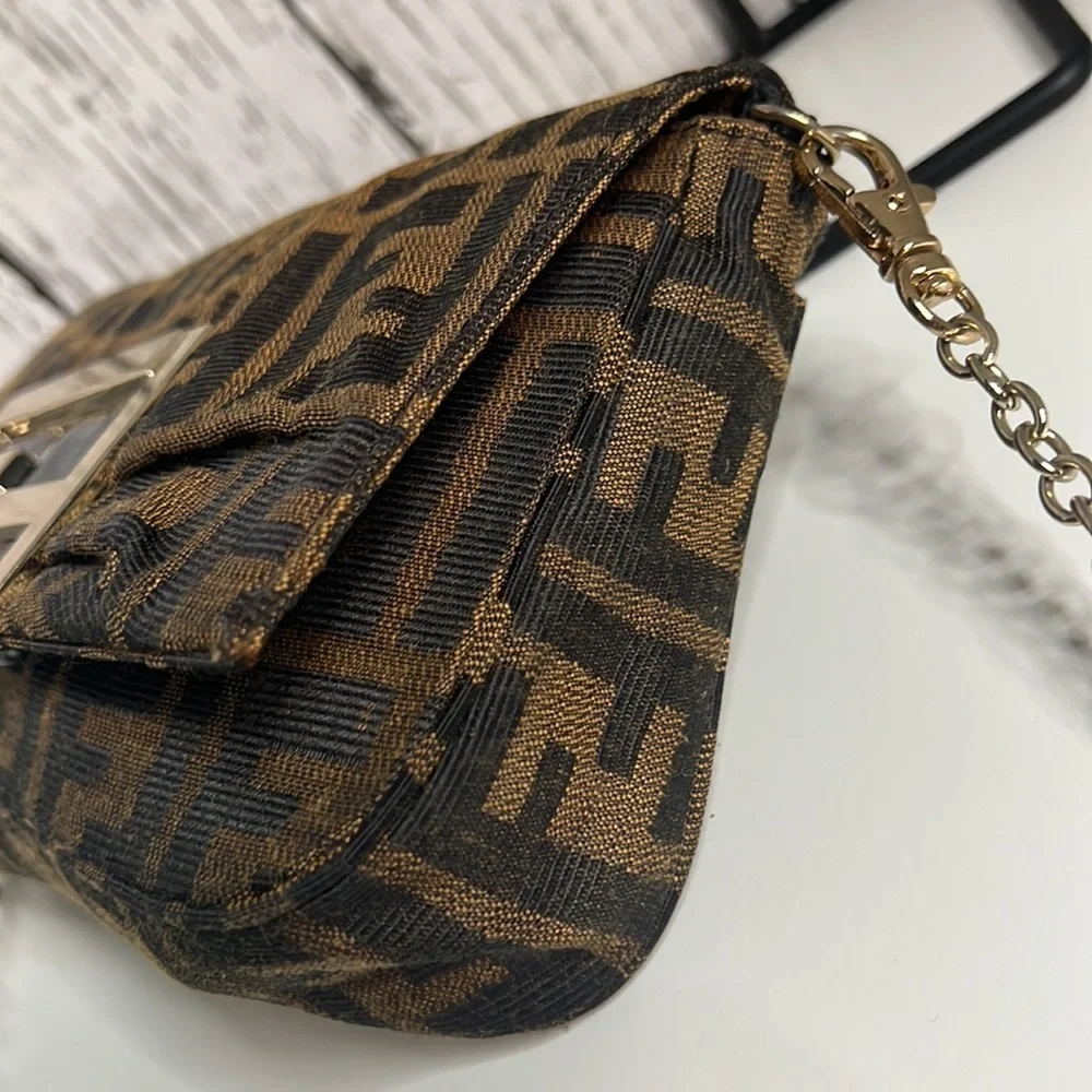 Fendi Vintage Zucca Baguette Shoulder Bag Brown Monogram Canvas Chain Strap - Picture 7 of 14
